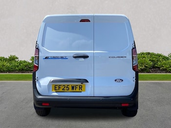 Used Ford Transit Courier 2025 for sale - 75437594: Photo