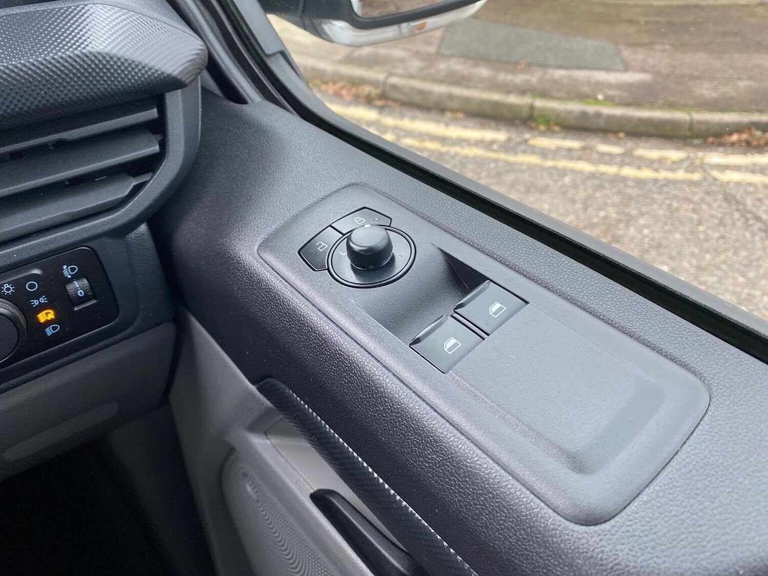 Used Ford Transit Custom 2024 for sale - 76860051: Photo 25