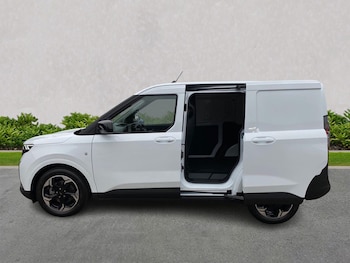 Used Ford Transit Courier 2025 for sale - 78814268: Photo