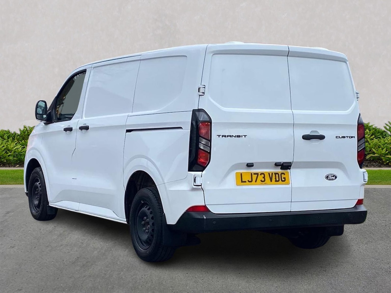 Used Ford Transit Custom 2024 for sale - 78194387: Photo 2