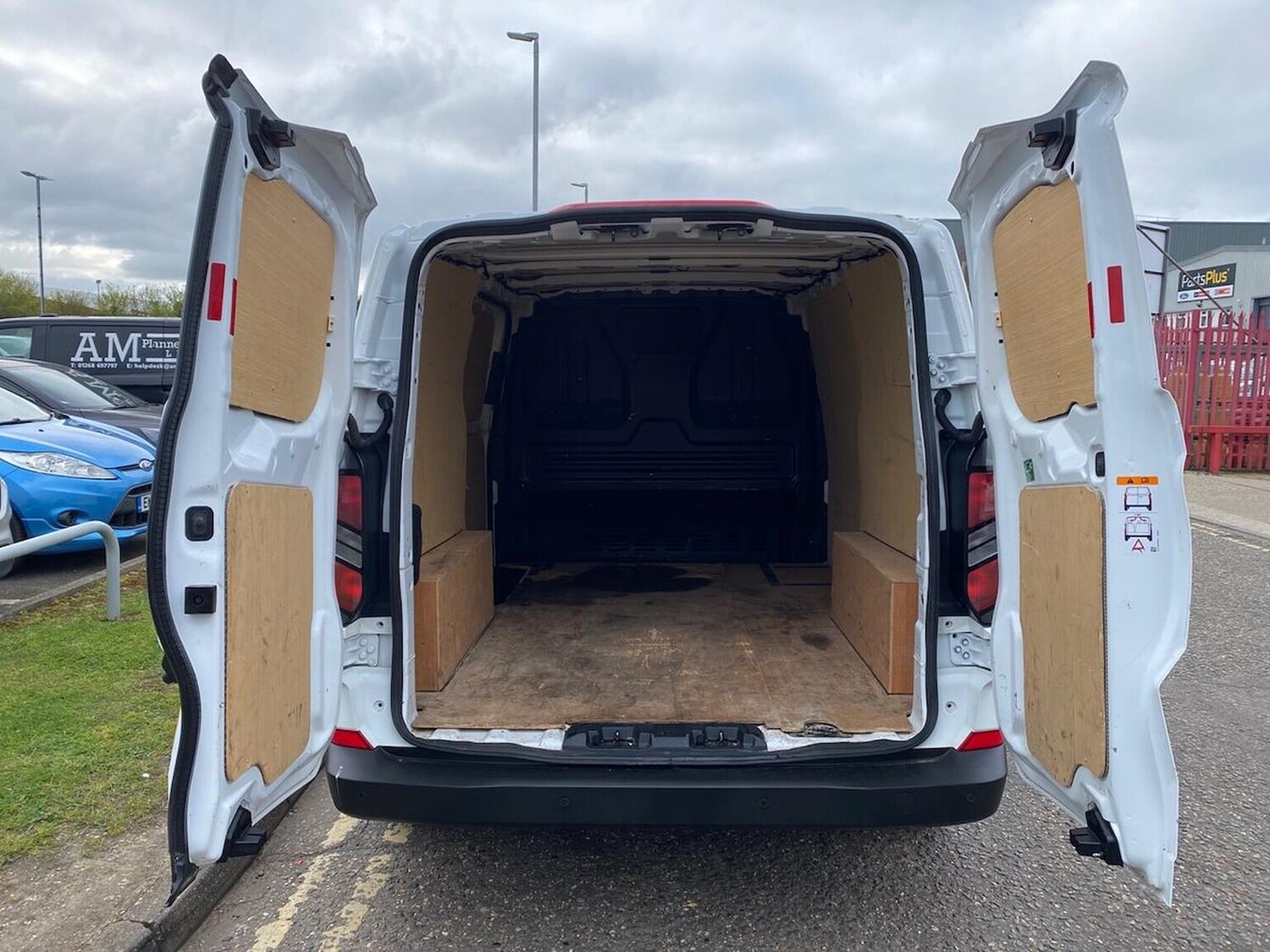 Used Ford Transit Custom 2024 for sale - 78194387: Photo 6