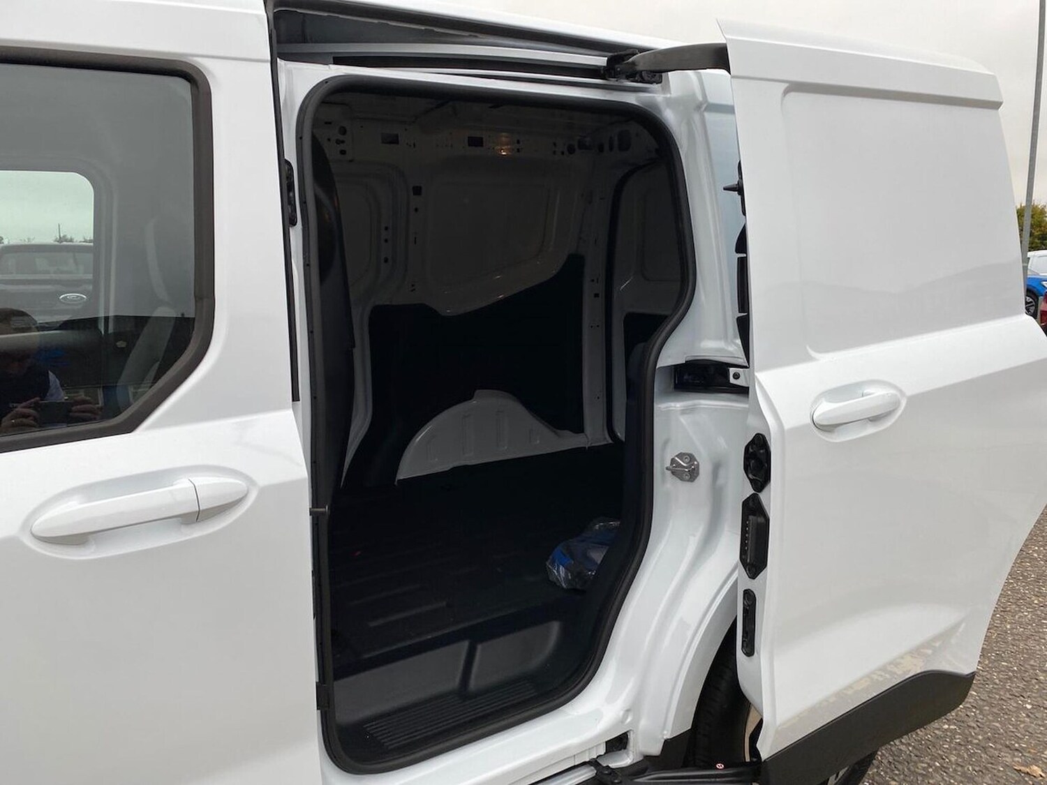 Used Ford Transit Courier 2025 for sale - 77489525: Photo 17