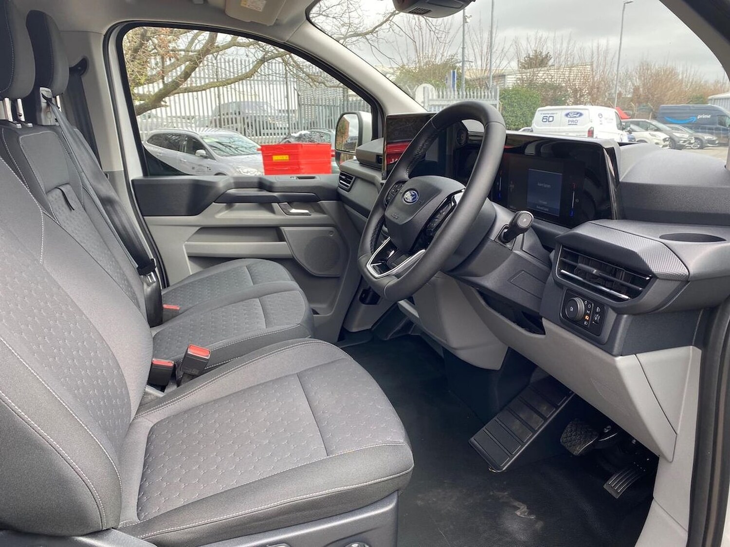 Used Ford Transit Custom 2024 for sale - 78194342: Photo 18