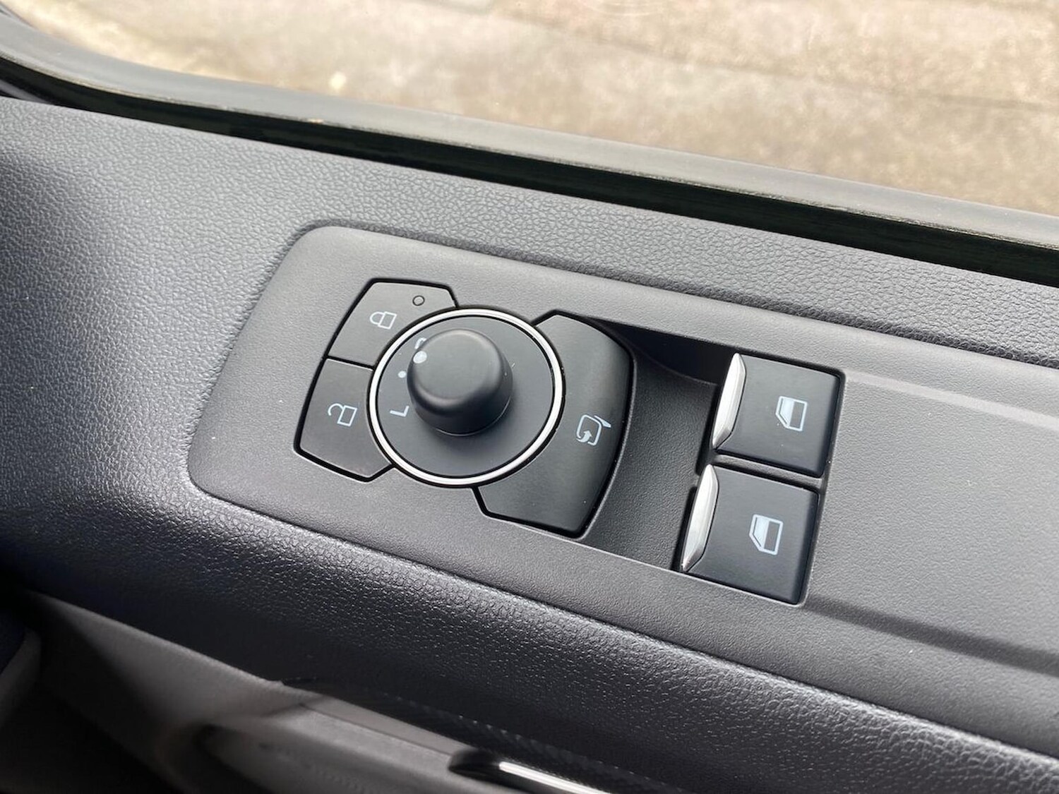 Used Ford Transit Custom 2024 for sale - 78194342: Photo 33