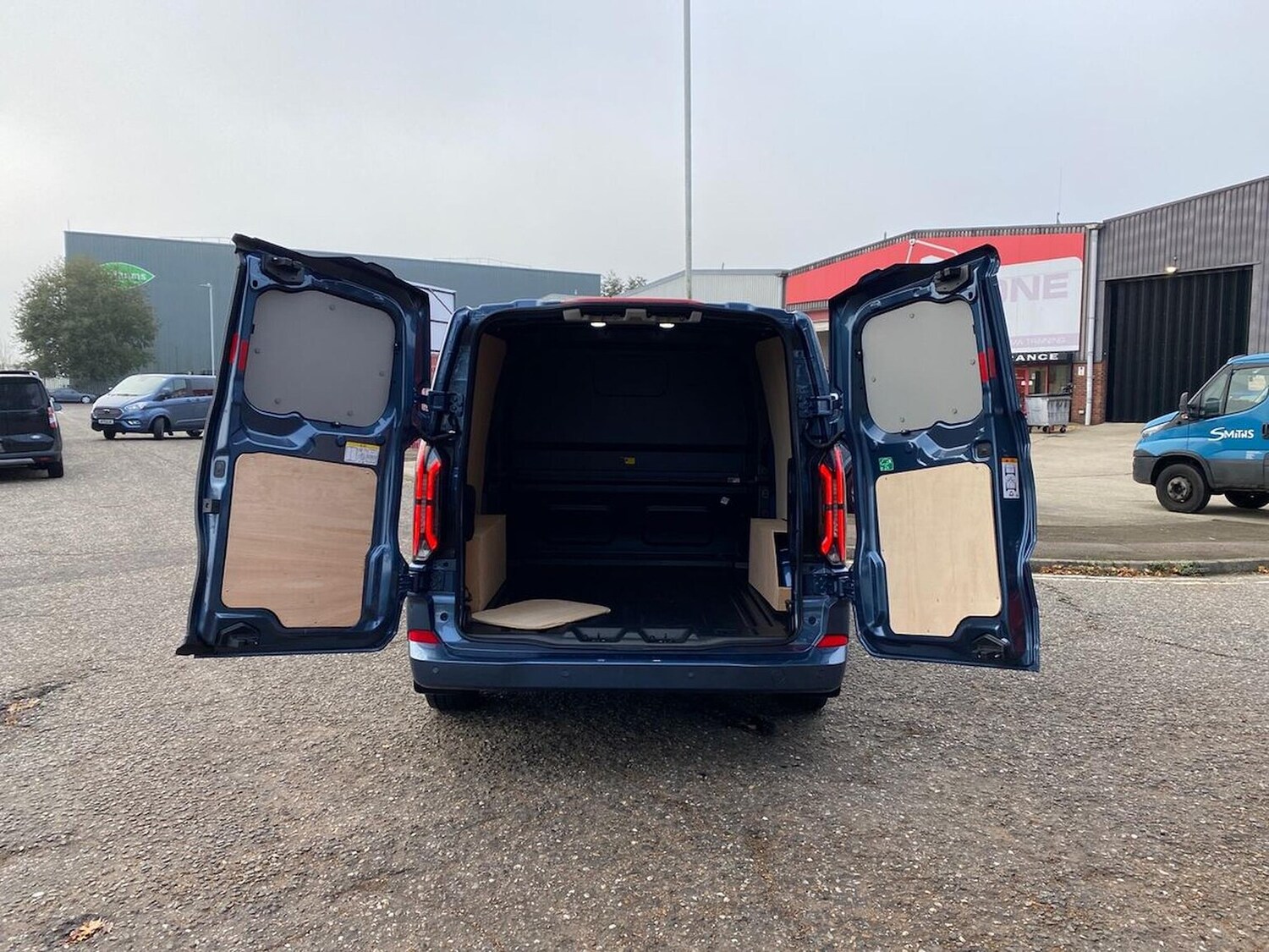 Used Ford Transit Custom 2024 for sale - 77489504: Photo 6