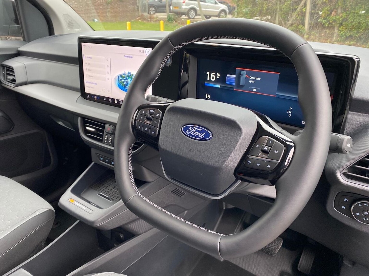 Used Ford Transit Courier 2025 for sale - 77489523: Photo 10