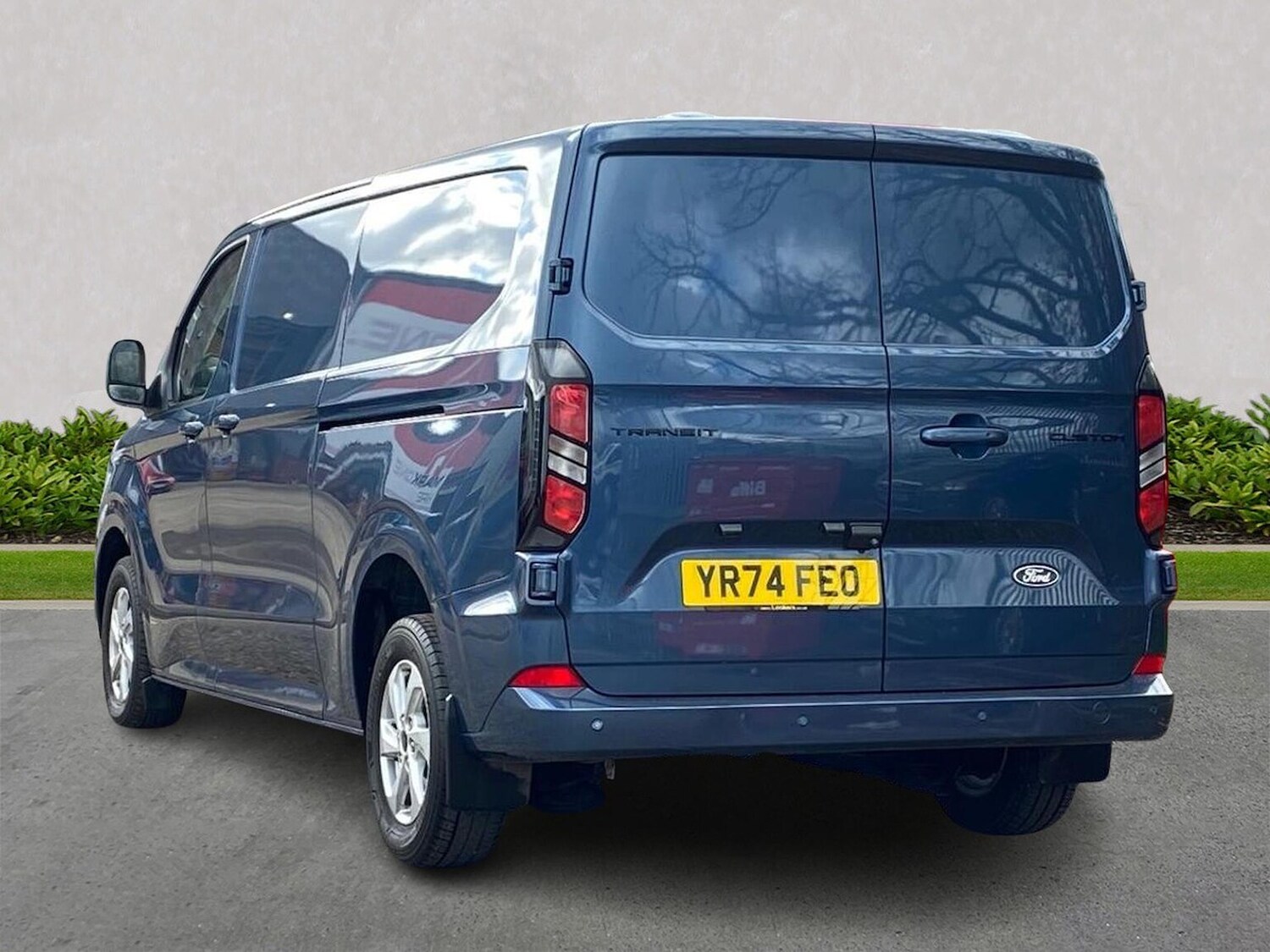 Used Ford Transit Custom 2024 for sale - 78194343: Photo 2