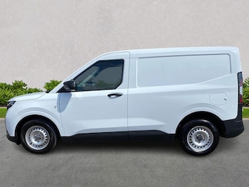 Used Ford Transit Courier 2024 for sale - 79342493: Photo