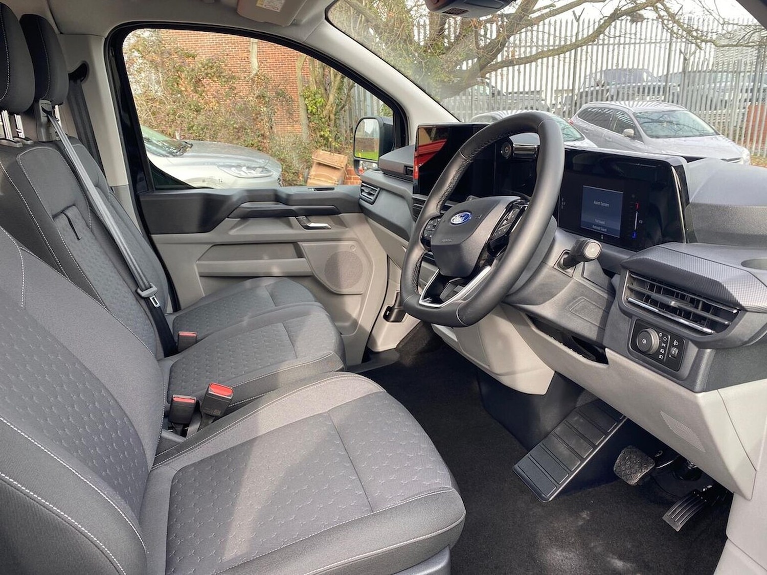 Used Ford Transit Custom 2024 for sale - 77759373: Photo 16