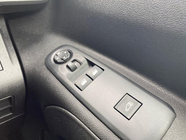 Used Peugeot Partner 2024 for sale - 75655985: Photo 23