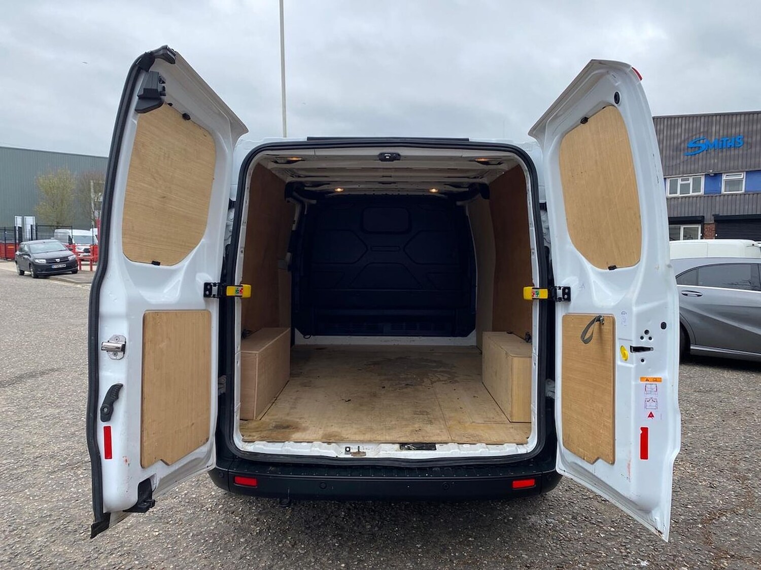 Used Ford Transit Custom 2023 for sale - 78194354: Photo 8