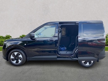Used Ford Transit Courier 2026 for sale - 78642074: Photo
