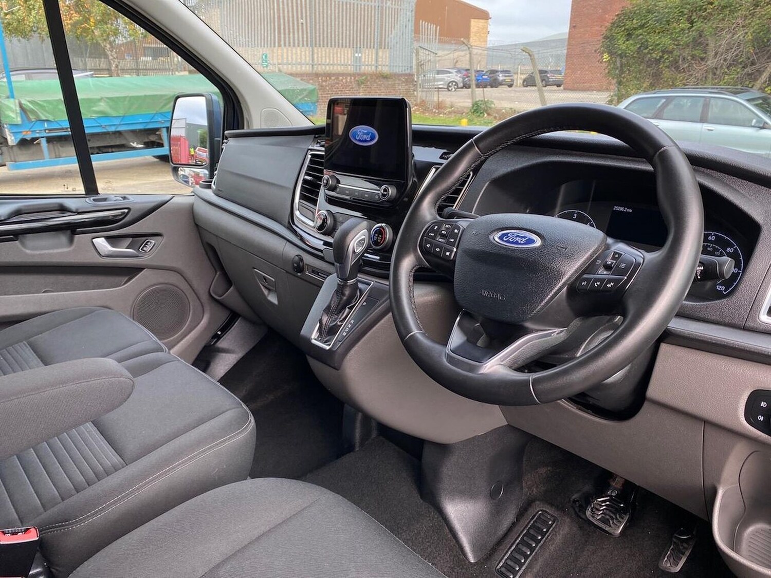 Used Ford Transit Custom 2022 for sale - 76273527: Photo 8