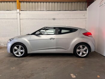 Used Hyundai Veloster 2013 for sale - 76965174: Photo