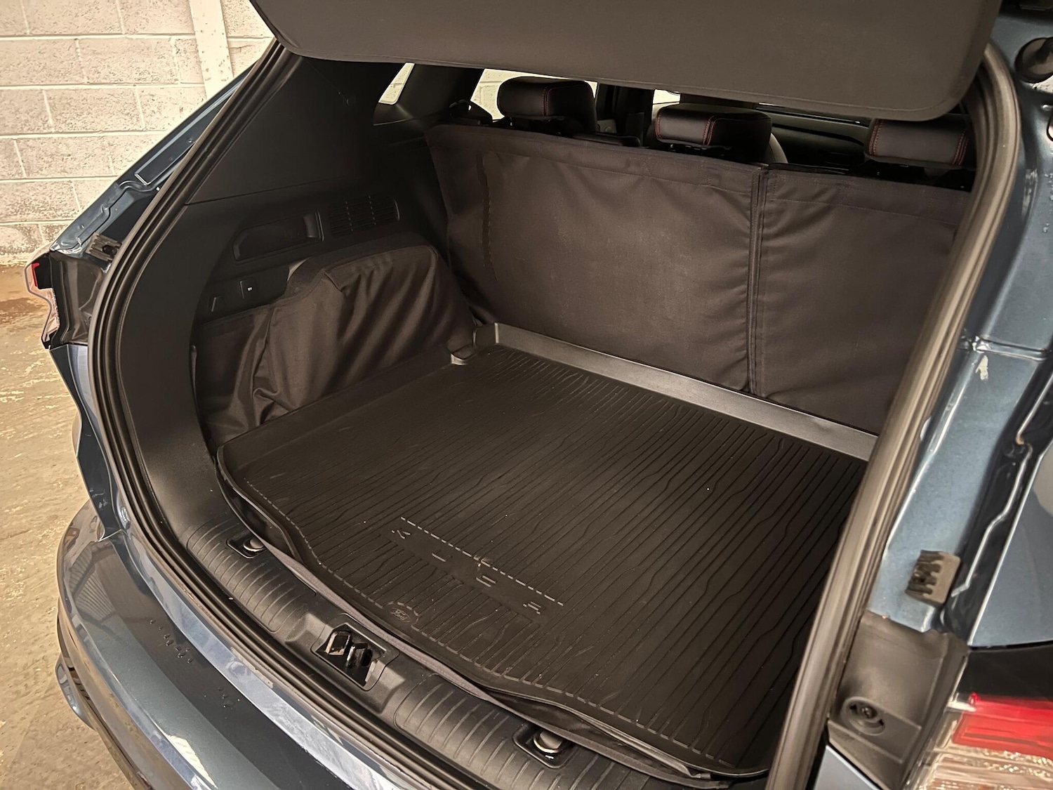 Used Ford Kuga for sale - 77215452: Photo 9