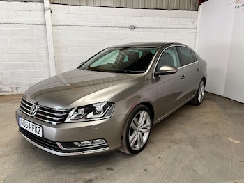 Used Volkswagen Passat 2014 for sale - 77671219: Photo