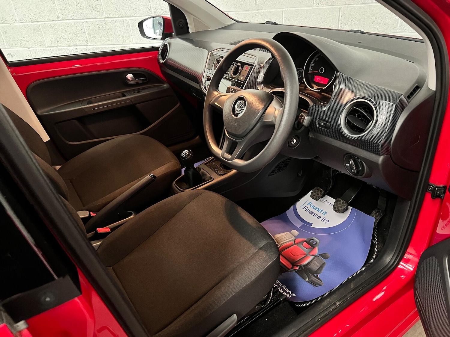 Used Volkswagen up! 2017 for sale - 77783842: Photo 14