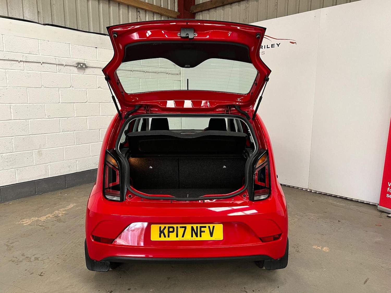 Used Volkswagen up! 2017 for sale - 77783842: Photo 9