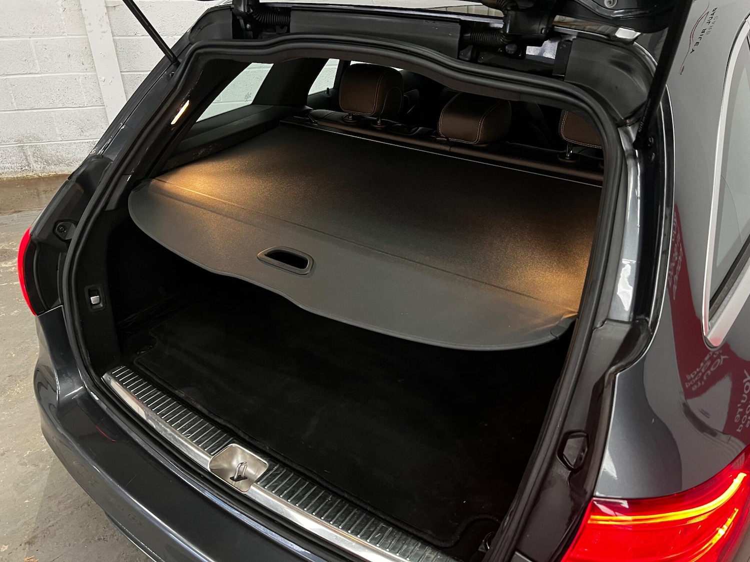 Used Mercedes-Benz C Class 2015 for sale - 77291607: Photo 9