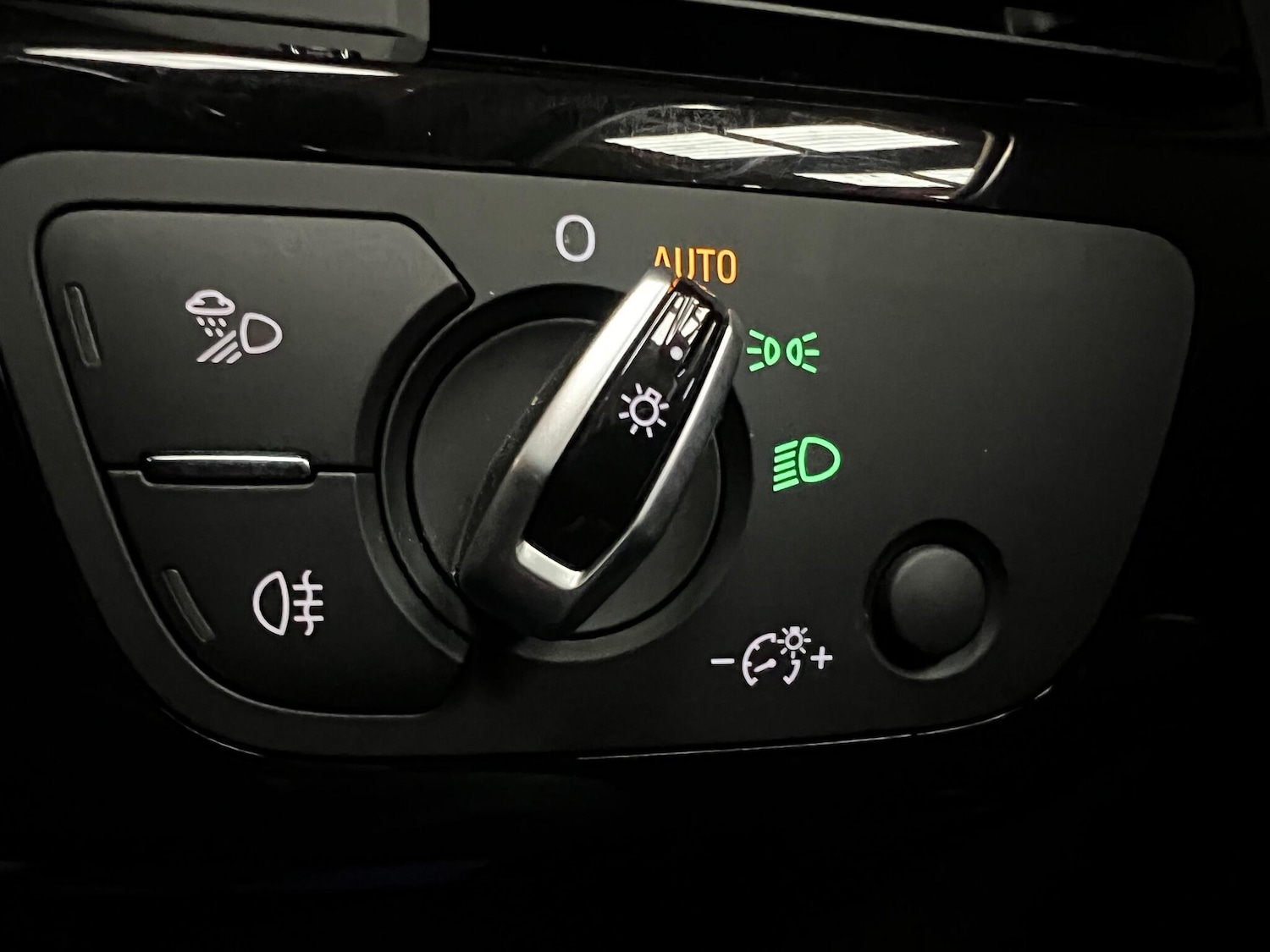 Used Audi A4 2017 for sale - 77305944: Photo 27