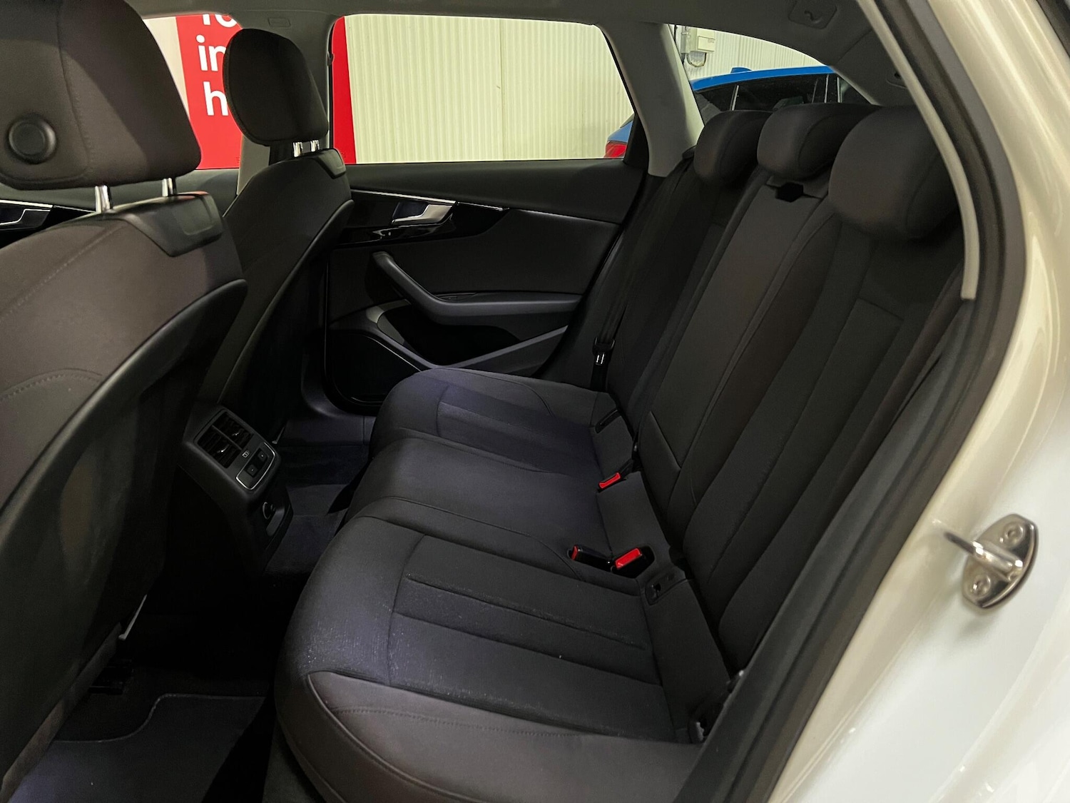 Used Audi A4 2017 for sale - 77305944: Photo 30