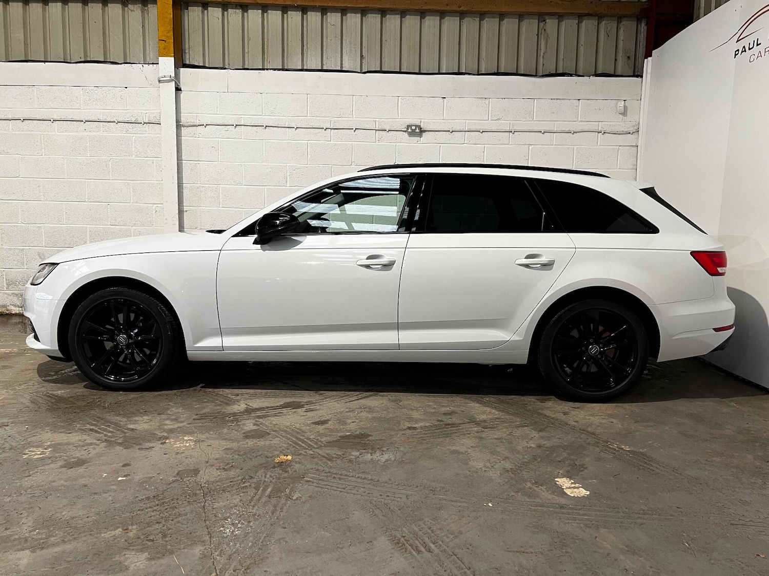 Used Audi A4 2017 for sale - 77305944: Photo 5