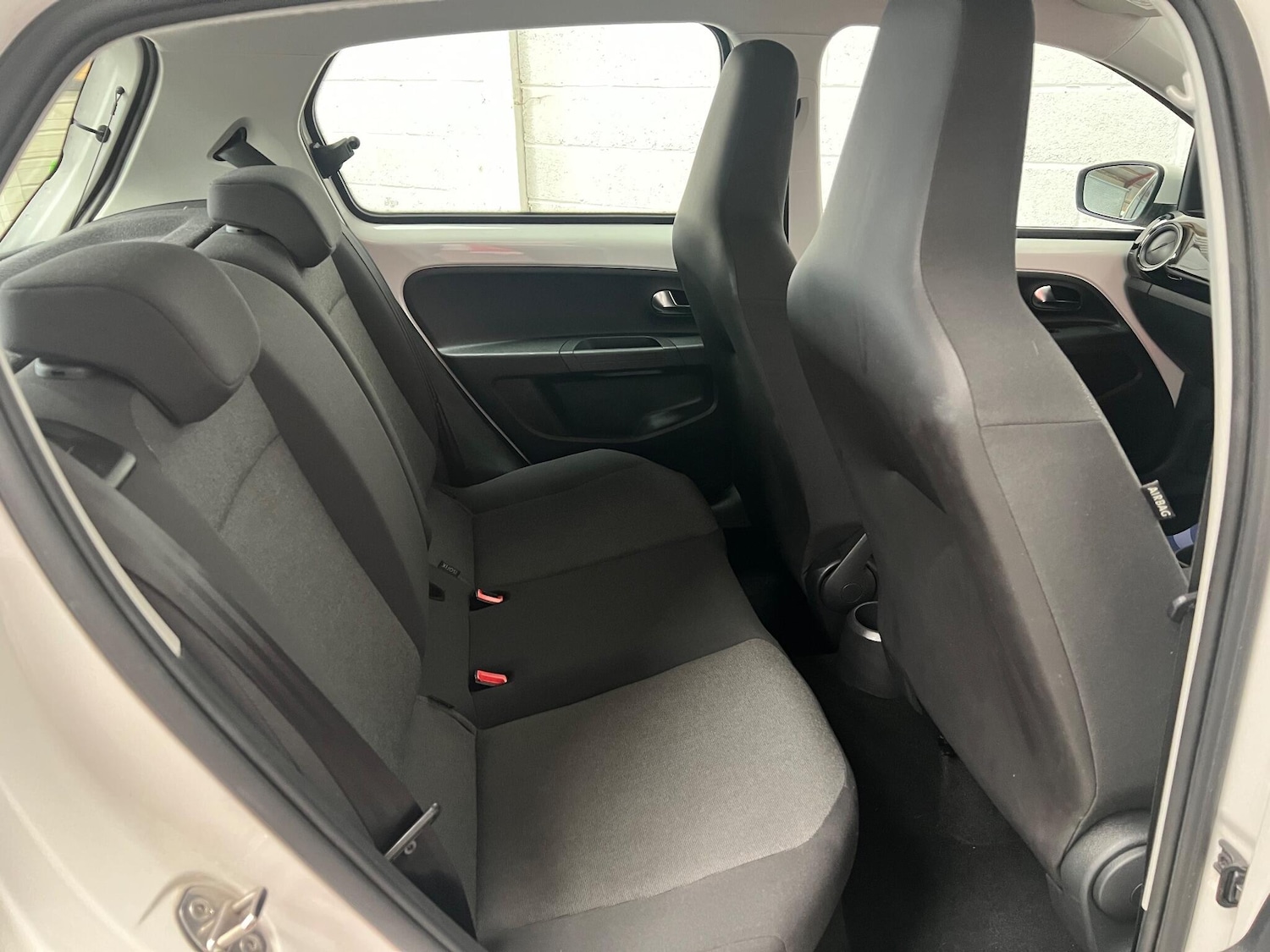 Used Volkswagen up! 2015 for sale - 77839215: Photo 24