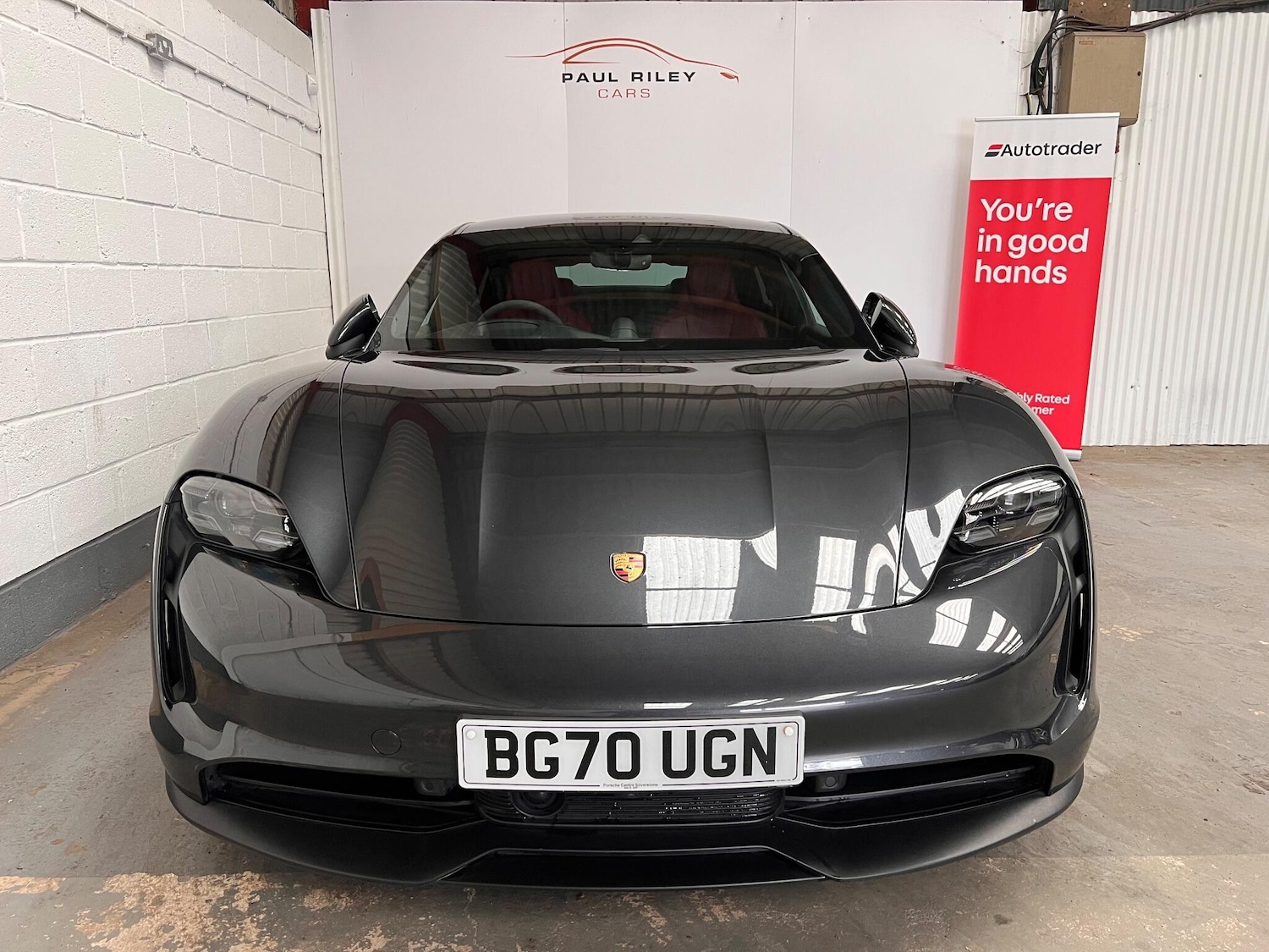 Used Porsche Taycan 2020 for sale - 77625738: Photo 2