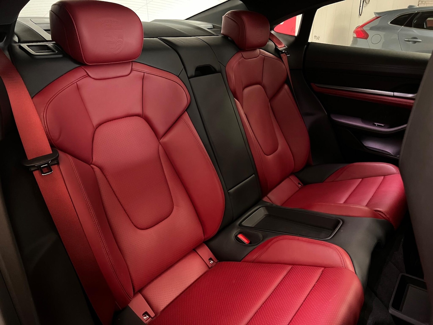 Used Porsche Taycan 2020 for sale - 77625738: Photo 34