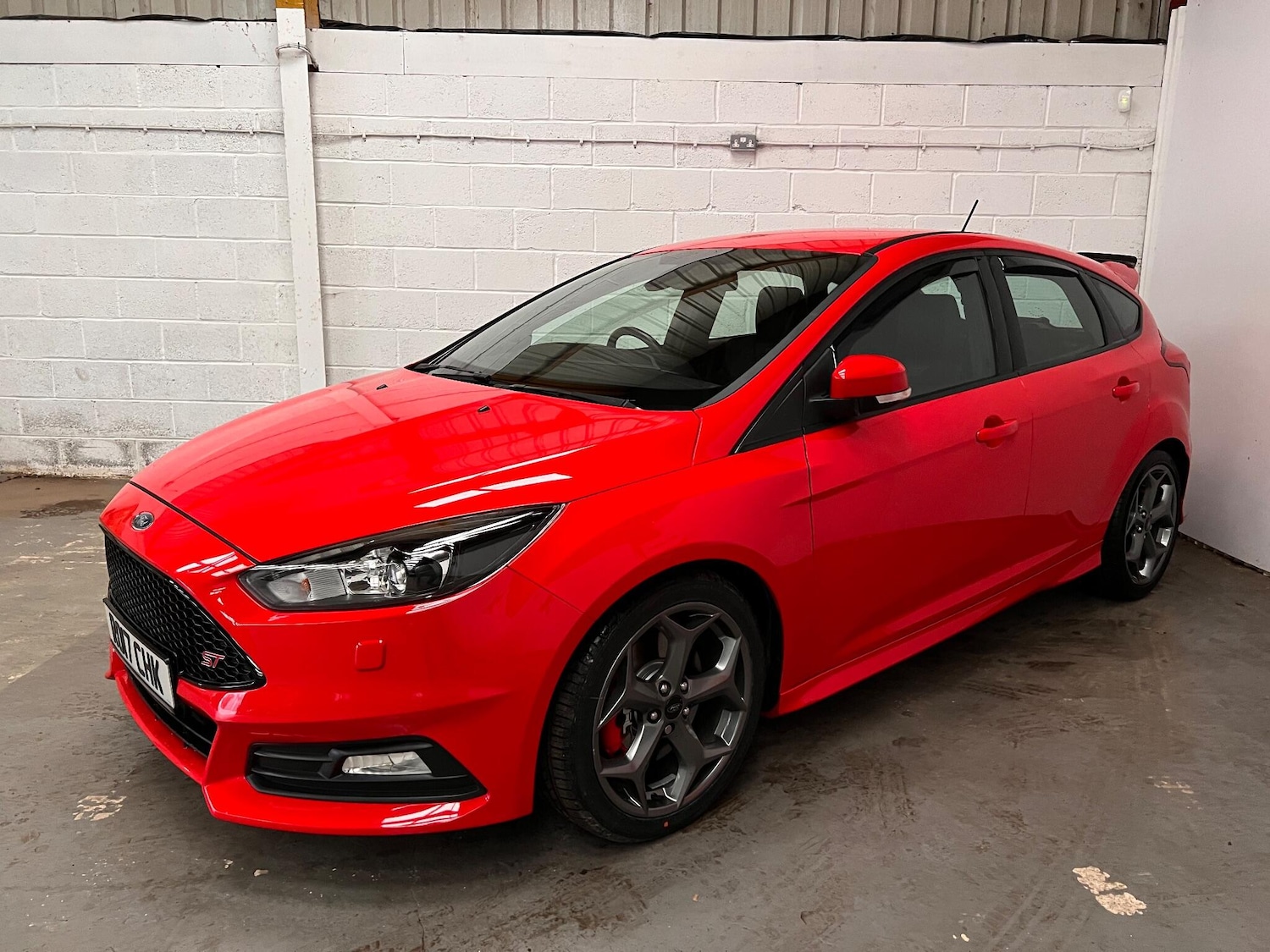 Used Ford Focus 2017 for sale - 77216098: Photo 3