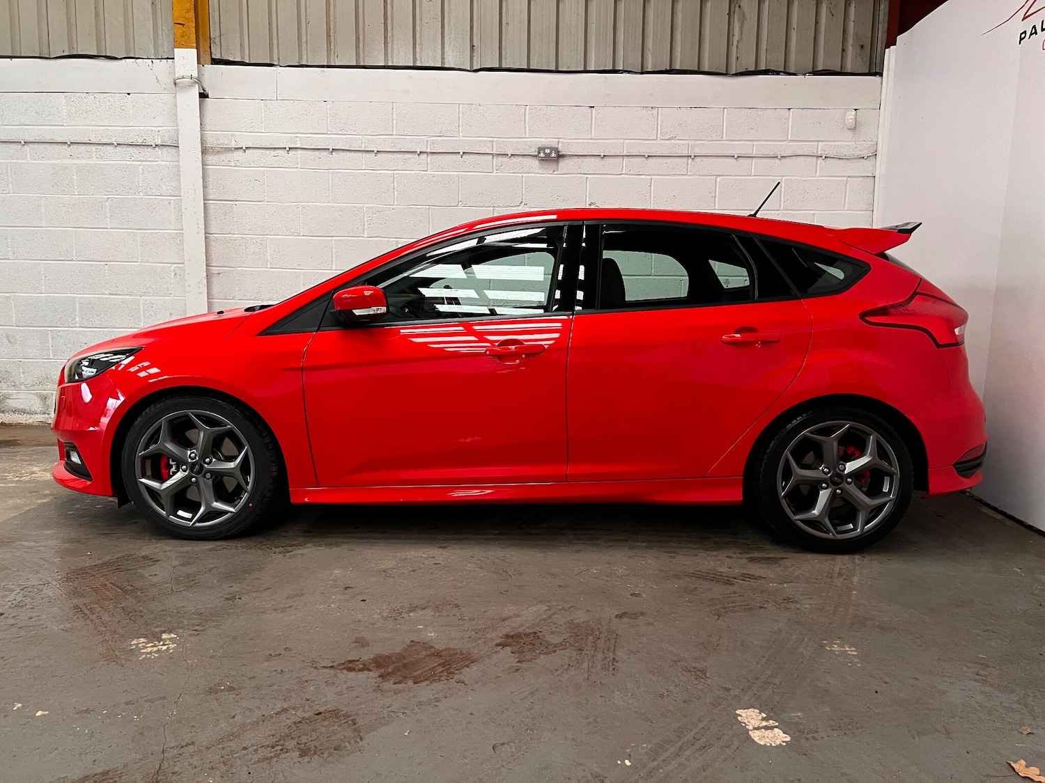 Used Ford Focus 2017 for sale - 77216098: Photo 5