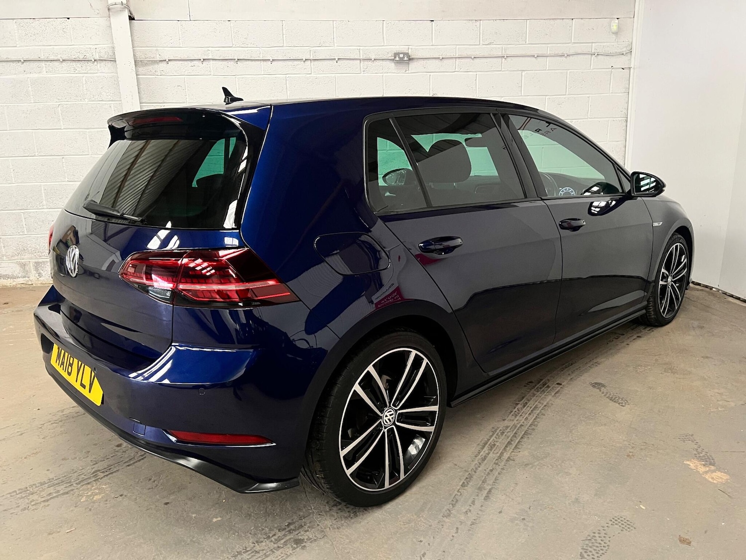 Used Volkswagen Golf 2018 for sale - 78047150: Photo 11
