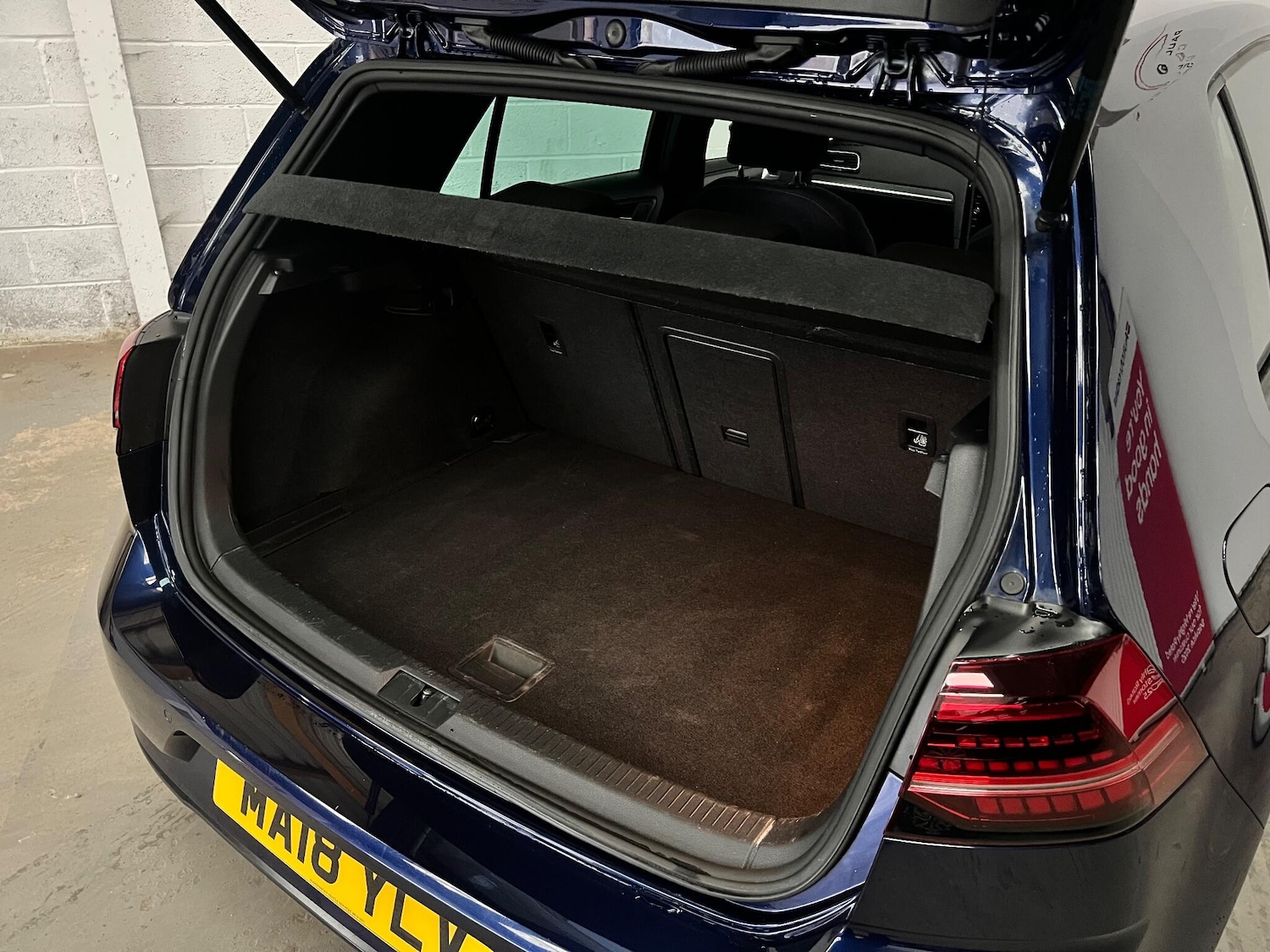 Used Volkswagen Golf 2018 for sale - 78047150: Photo 9