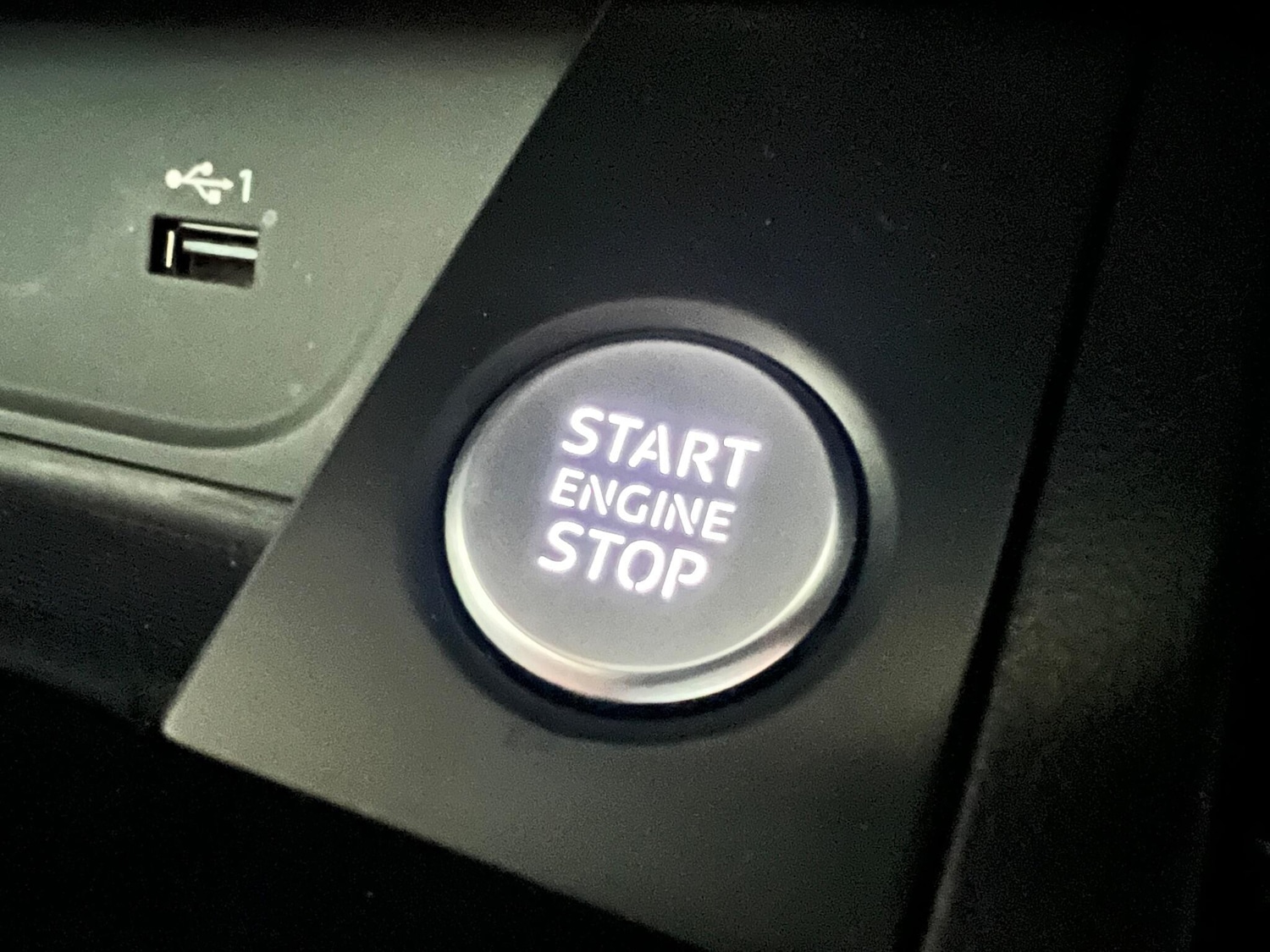 Used Audi A4 2019 for sale - 77970755: Photo 28