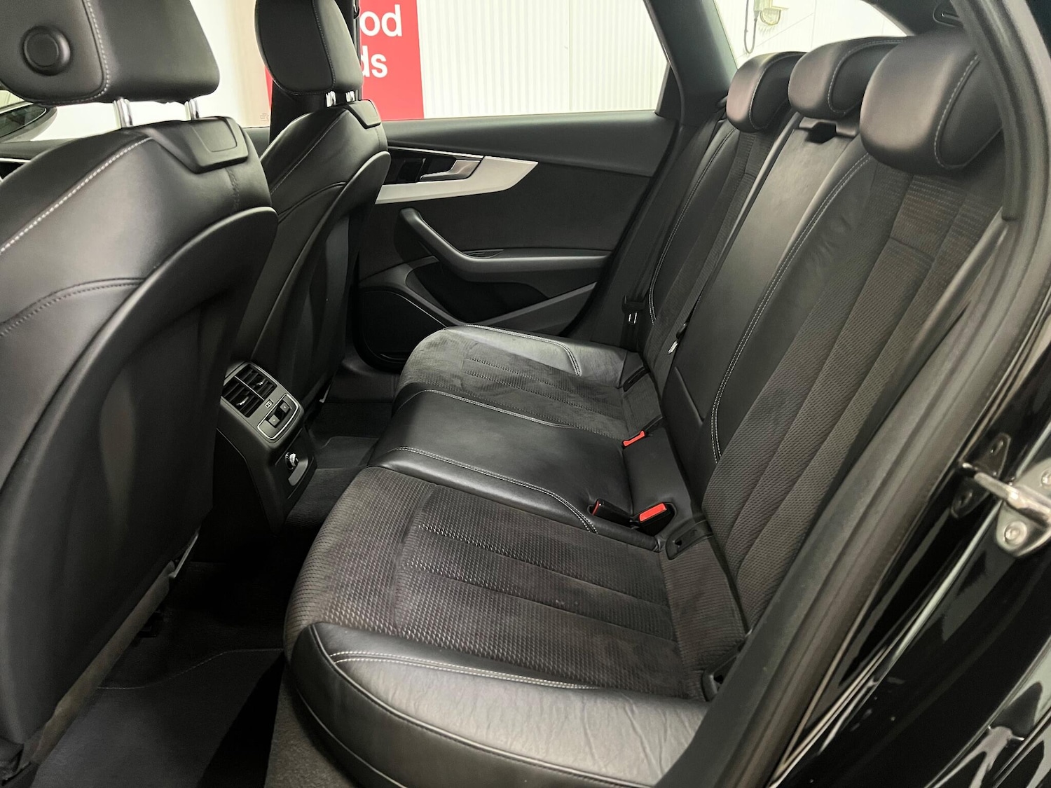 Used Audi A4 2019 for sale - 77970755: Photo 33