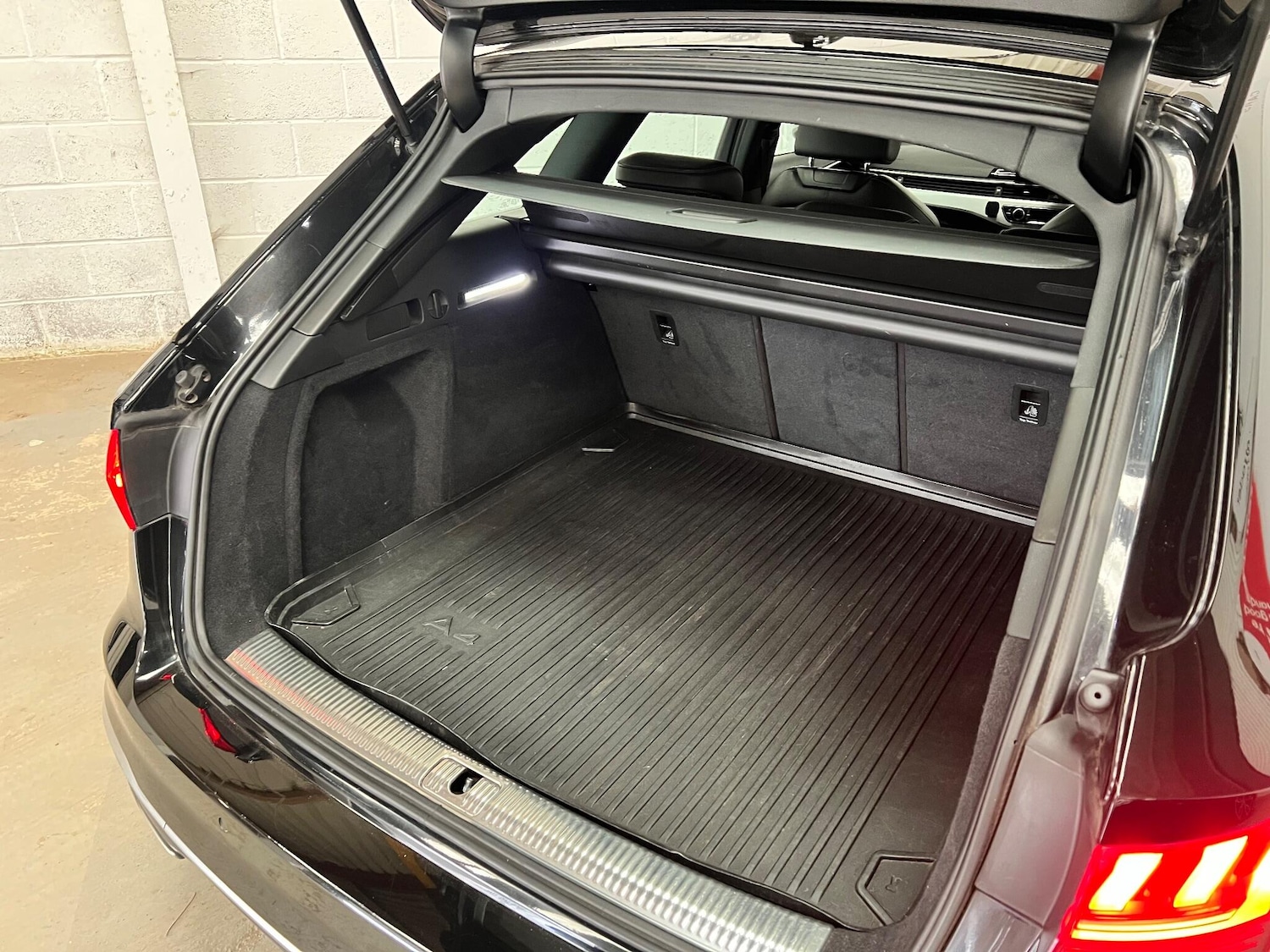 Used Audi A4 2019 for sale - 77970755: Photo 9