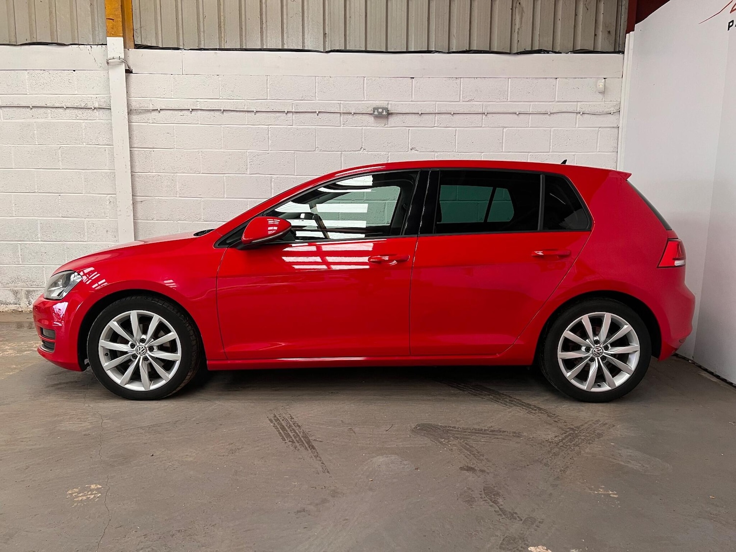 Used Volkswagen Golf 2015 for sale - 77016473: Photo 5