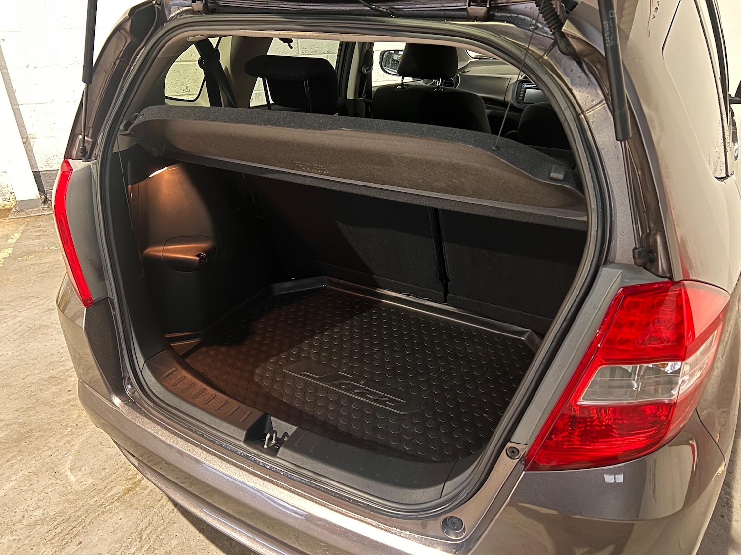 Used Honda Jazz 2015 for sale - 77191693: Photo 9