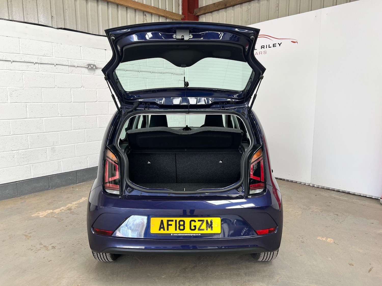 Used Volkswagen up! for sale - 78204931: Photo 8