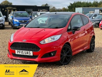 Used Ford Fiesta 2015 for sale - 79497510: Photo