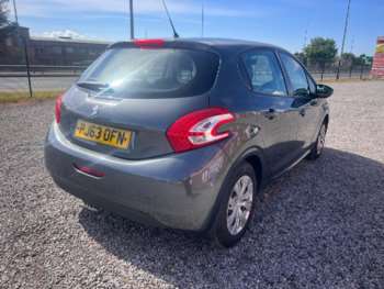 Used Peugeot 208 2013 for sale - 74729648: Photo