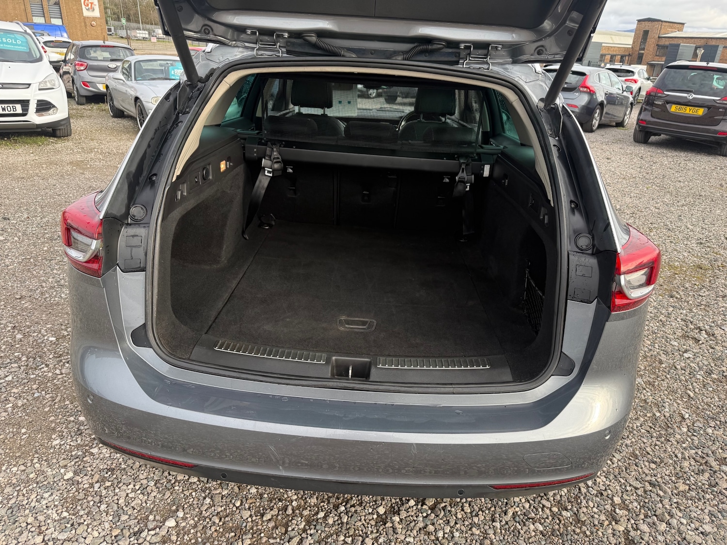 Used Vauxhall Insignia 2018 for sale - 76383272: Photo 7