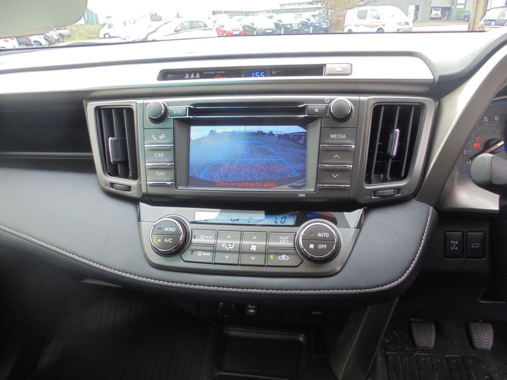 Used Toyota RAV4 2013 for sale - 76363477: Photo 10