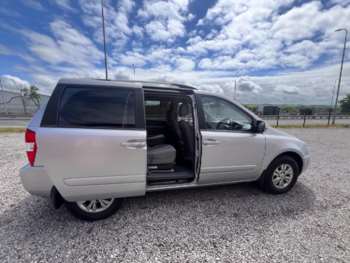 Used Kia Sedona 2010 for sale - 74803022: Photo