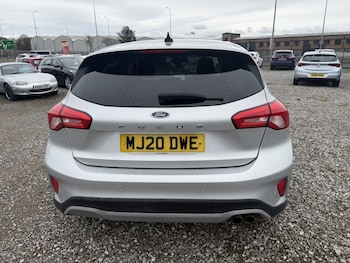 Used Ford Focus 2020 for sale - 76491065: Photo