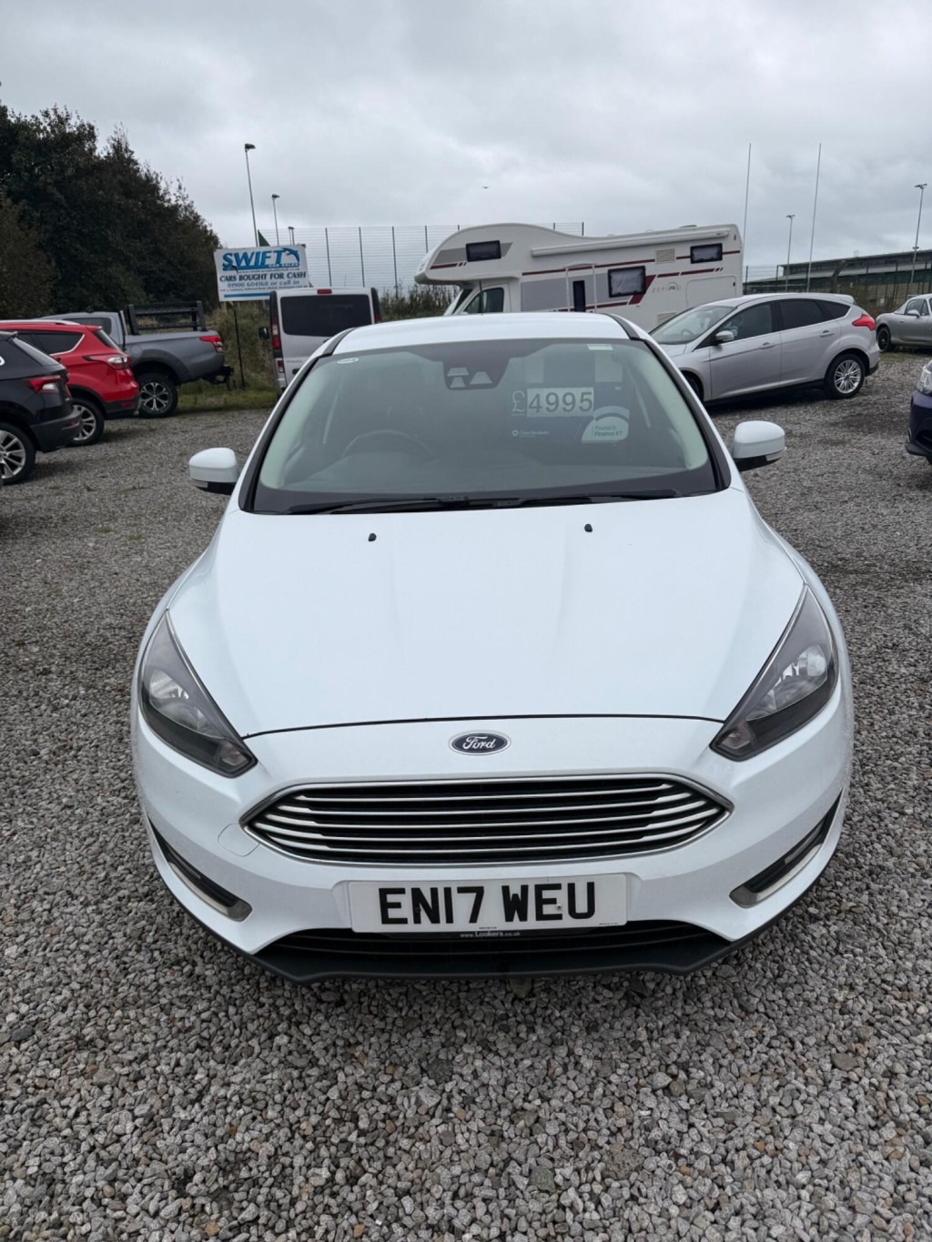 Used Ford Focus 2017 for sale - 76412445: Photo 2