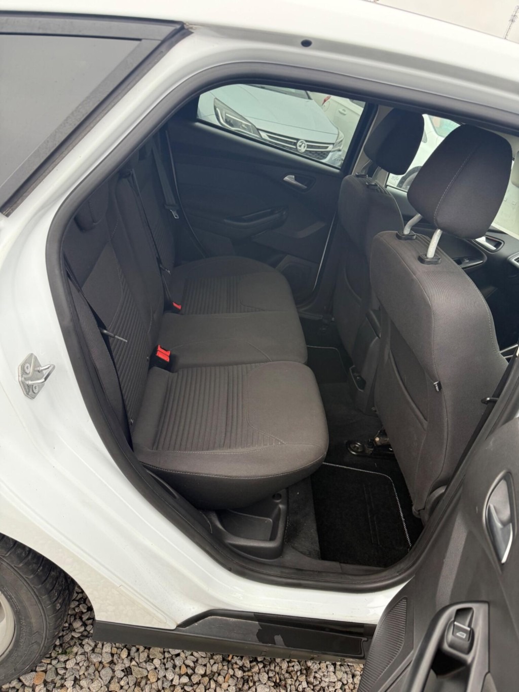 Used Ford Focus 2017 for sale - 76412445: Photo 8