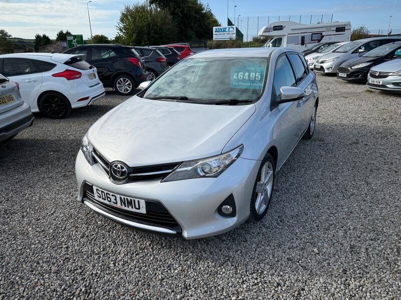 Used Toyota Auris 2013 for sale - 76101153: Photo 1