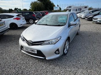 2013 (63) - 1.6 V-Matic Sport 5dr