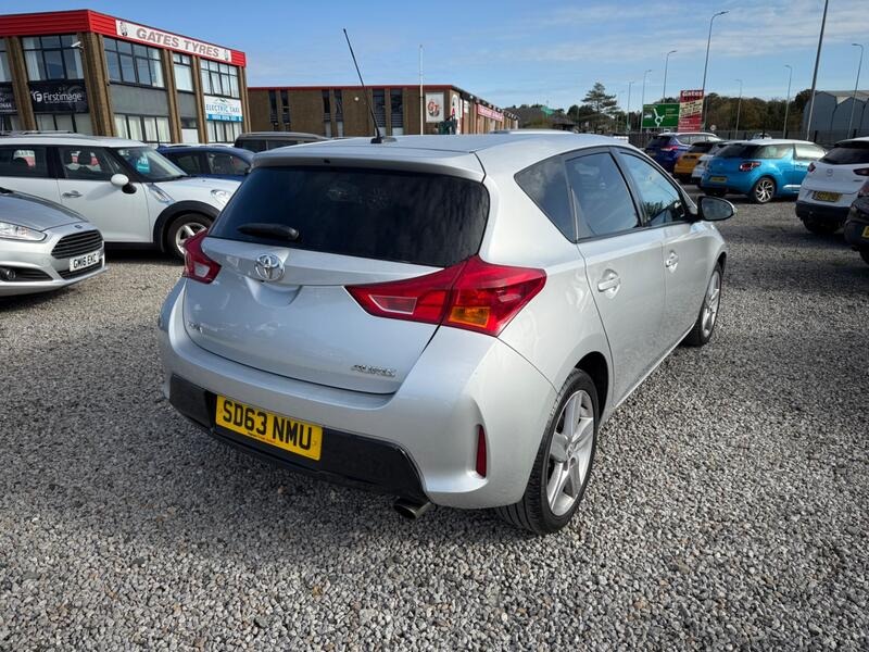Used Toyota Auris 2013 for sale - 76101153: Photo 3